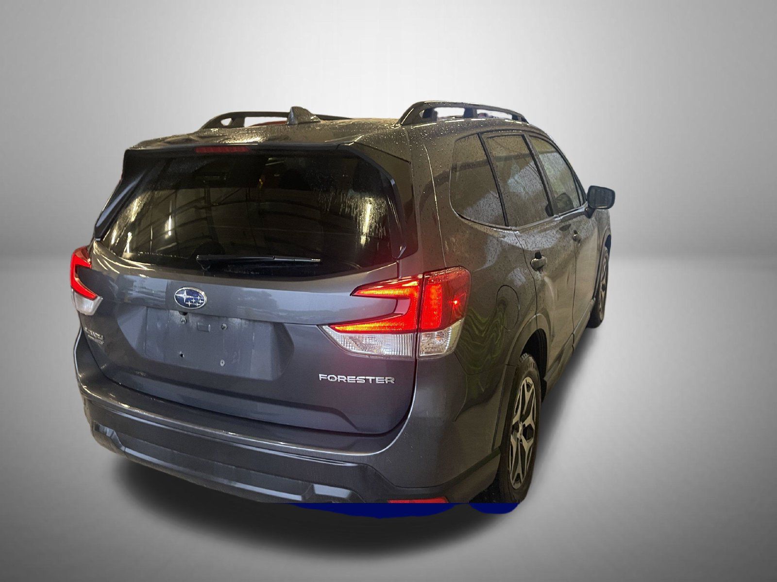 Used 2023 Subaru Forester Premium AWD/4WD image 3