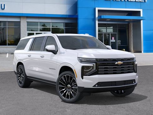 New 2025 Chevrolet Suburban High Country image 31