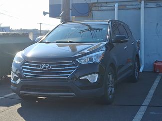 Used 2014 Hyundai Santa Fe GLS image 1