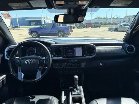 Certified 2020 Toyota Tacoma Limited AWD/4WD image 13