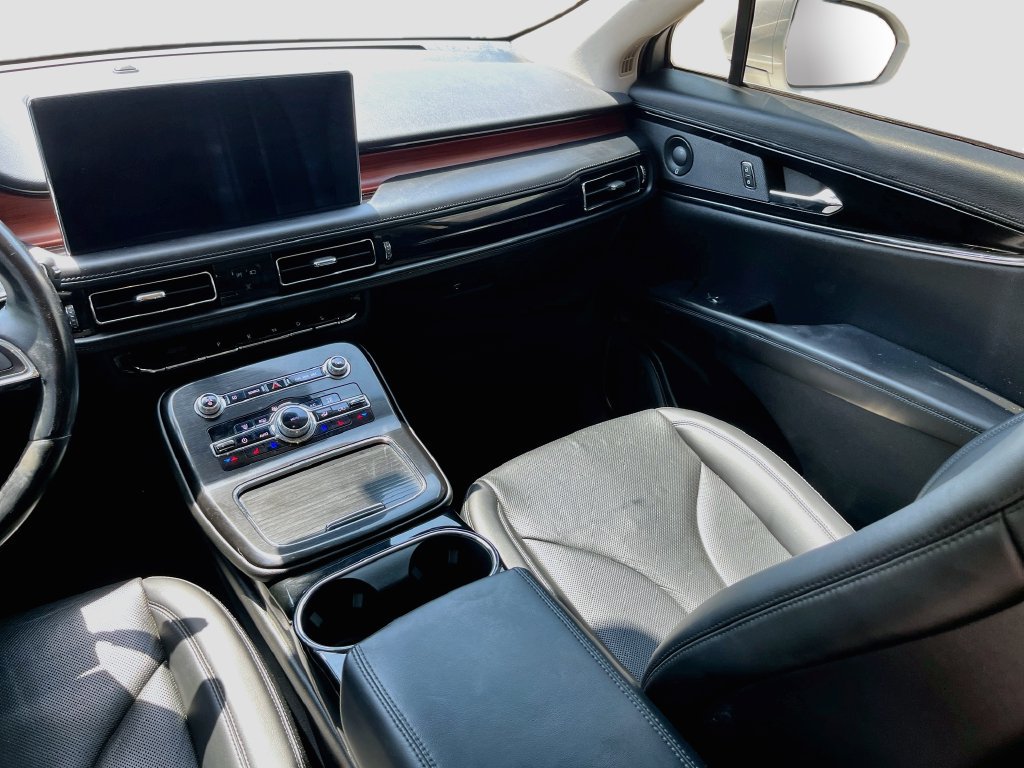Used 2022 Lincoln Nautilus Reserve w/ Luxury Package FWD image 24