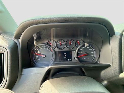 Used 2024 Chevrolet Silverado 1500 Custom image 27