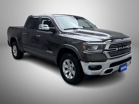 Used 2022 RAM 1500 Laramie AWD/4WD image 3