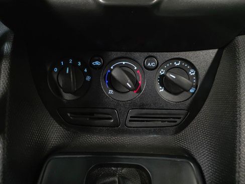 Used 2018 Ford Transit Connect XL image 23