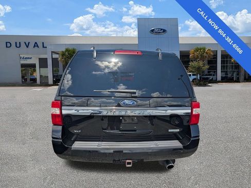 Used 2017 Ford Expedition XLT RWD image 5