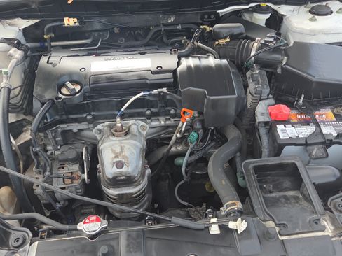 Used 2013 Honda Accord LX image 19