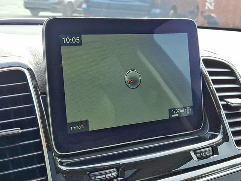 Used 2017 Mercedes-Benz GLE 350 4MATIC image 19