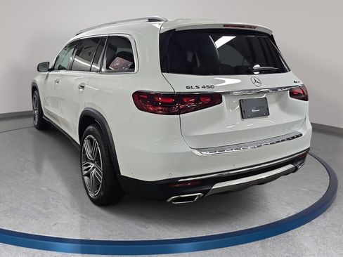 Used 2026 Mercedes-Benz GLS 450 4MATIC image 8