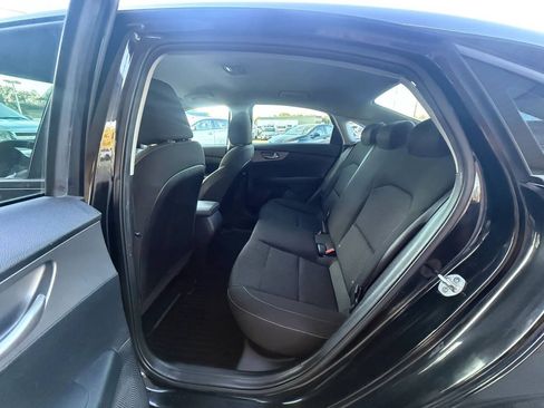 Used 2019 Kia Forte Sedan FWD image 15