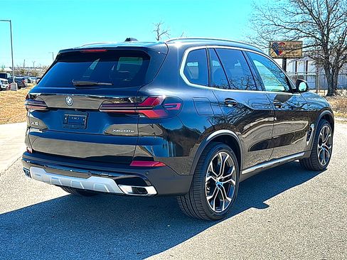 New 2026 BMW X5 xDrive50e w/ Premium Package AWD/4WD image 8