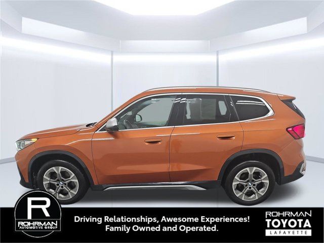 Used 2023 BMW X1 xDrive28i w/ Premium Package AWD/4WD image 3