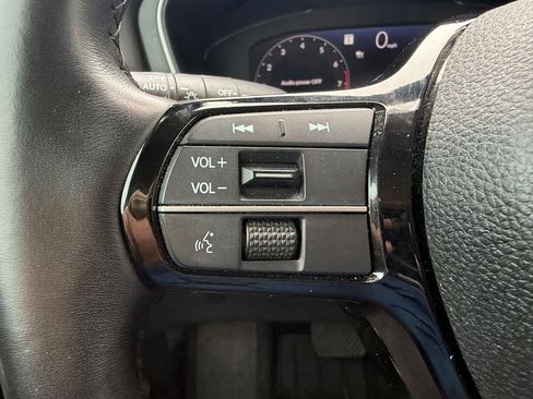 Used 2023 Honda Pilot Elite image 13