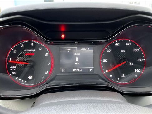 Used 2025 Chevrolet Trax RS w/ Driver Confidence Package image 25