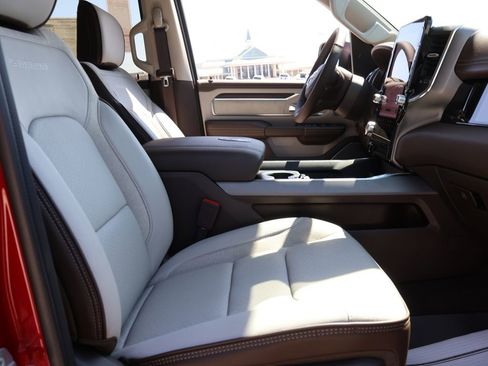 New 2026 RAM 1500 Laramie AWD/4WD image 9