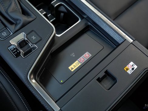 Used 2025 Lexus GX 550 550 Luxury+ HUD Traffic Jam As w/ Accessory Package (2T) image 65