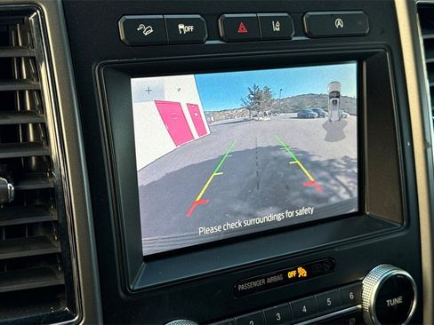 Certified 2020 Ford Expedition XLT w/ Equipment Group 202A image 20