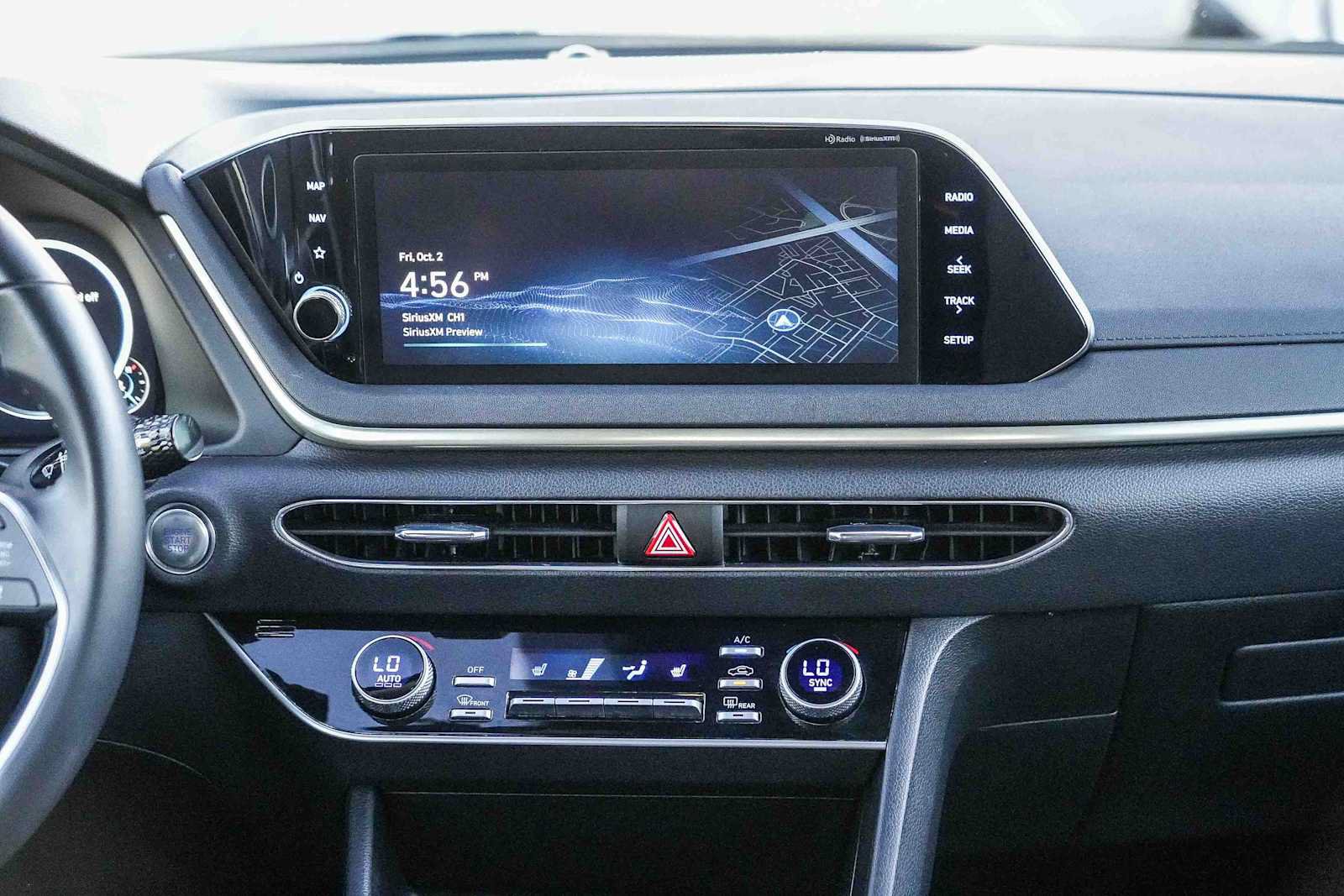 Certified 2023 Hyundai Sonata SEL w/ Convenience Package FWD image 13