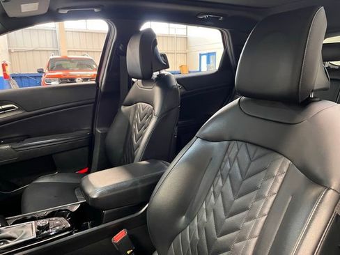 Used 2023 Kia Sportage X-Line w/ X-Line Premium Package image 23