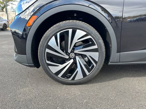 New 2025 Volkswagen ID.4 Pro S Plus image 27
