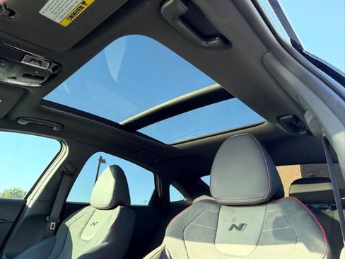 Used 2022 Hyundai Sonata N Line image 11