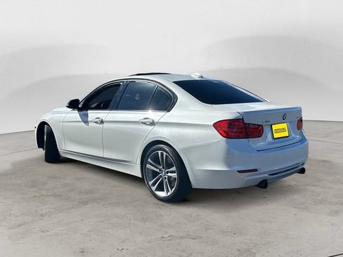 Used 2013 BMW 335i xDrive Sedan w/ Technology Pkg AWD/4WD image 7
