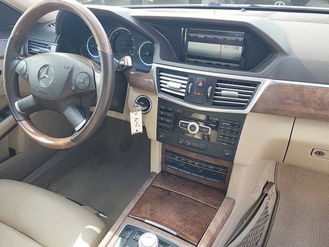 Used 2012 Mercedes-Benz E 350 BlueTEC Sedan image 23