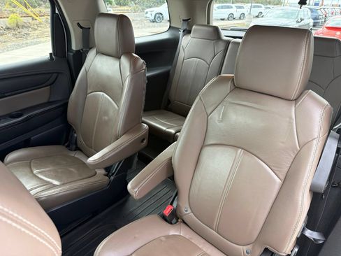 Used 2016 GMC Acadia SLT AWD/4WD image 22