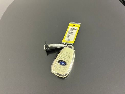 Used 2023 Subaru Ascent Touring image 37