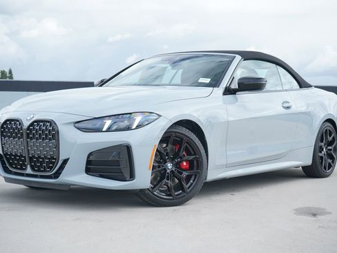 New 2026 BMW 430i Convertible w/ M Sport Package image 2