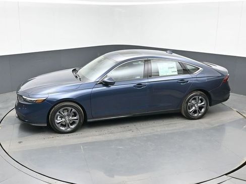 New 2026 Honda Accord EX-L image 32