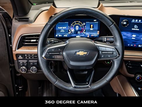 Used 2025 Chevrolet Suburban High Country image 13