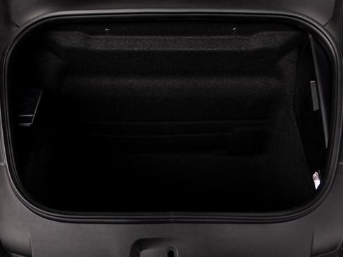 Used 2025 Porsche 911 Carrera image 28