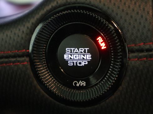 Used 2023 Jeep Compass Trailhawk image 32