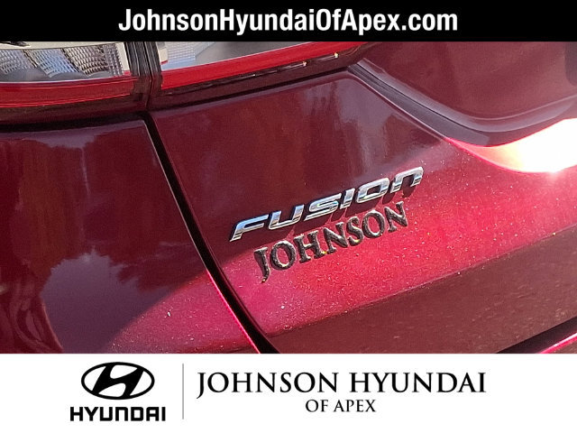 Used 2018 Ford Fusion SE w/ Fusion SE Technology Package FWD image 32