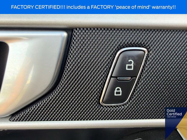 Used 2023 Ford Explorer XLT w/ Equipment Group 202A AWD/4WD image 28