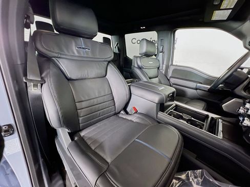 New 2026 Ford F250 Platinum w/ Tremor Off-Road Package image 17
