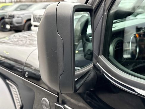 Used 2023 Jeep Wrangler Sport S image 19