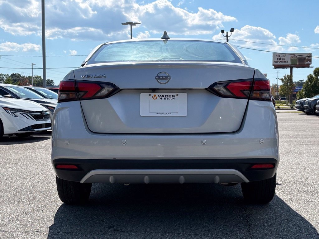 Used 2025 Nissan Versa SV FWD image 6
