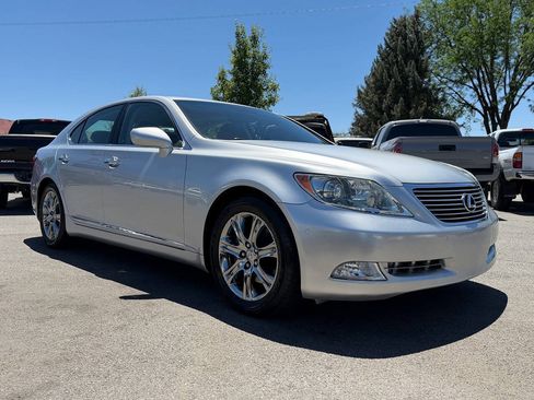 Used 2008 Lexus LS 460 RWD image 21