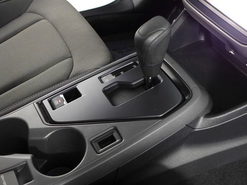 Certified 2025 Subaru Crosstrek 2.0i image 15