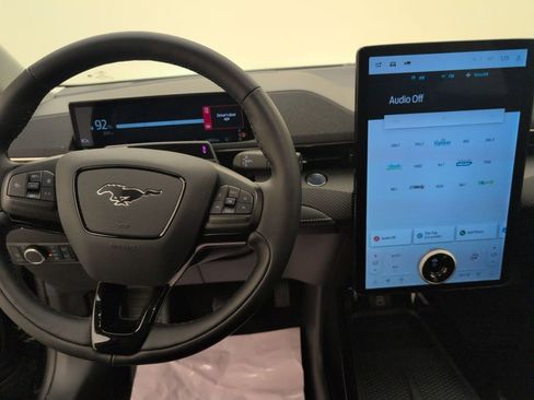 Used 2025 Ford Mustang Mach-E Select w/ Comfort Package Lite image 23