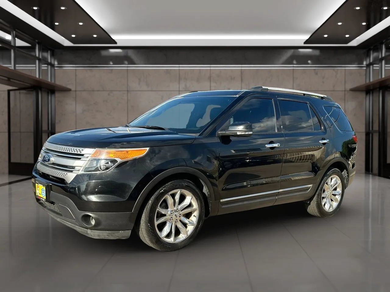 Used 2013 Ford Explorer XLT FWD image 5
