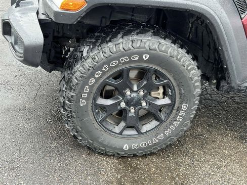 Used 2021 Jeep Wrangler Unlimited Sport image 9