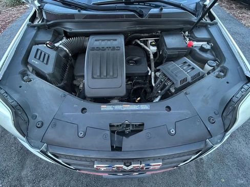 Used 2015 GMC Terrain SLE image 20