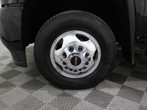 Used 2019 GMC Sierra 3500 Denali w/ Duramax Plus Package image 36