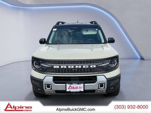 Used 2025 Ford Bronco Sport Badlands AWD/4WD image 8