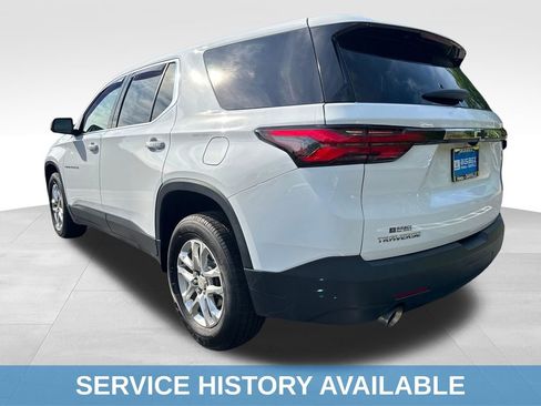 Used 2022 Chevrolet Traverse LS FWD image 6