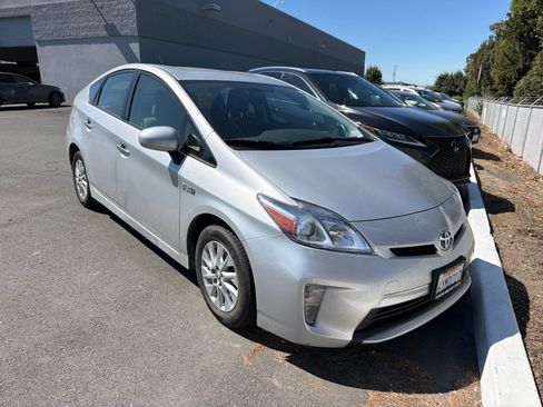 Used 2013 Toyota Prius Prime Plug-In Hybrid FWD image 1