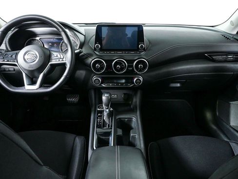 Used 2020 Nissan Sentra SV FWD image 19