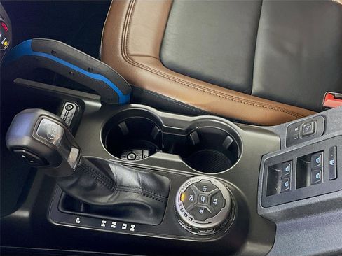 Used 2023 Ford Bronco Outer Banks image 21
